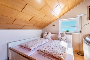 1 bedroom, free WiFi, bed sheets - Studio 'Alte Schmiede' with Wi-Fi and Air Conditioning (Kuden)