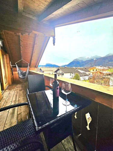 Ferienwohnung 'Weitblick Grassau' mit Bergblick, Balkon und Wi-Fi