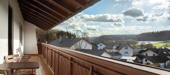 Apartment 'Weinberg' with Balcony and Wi-Fi