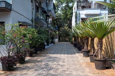 Le Papillon By Bay Hotels