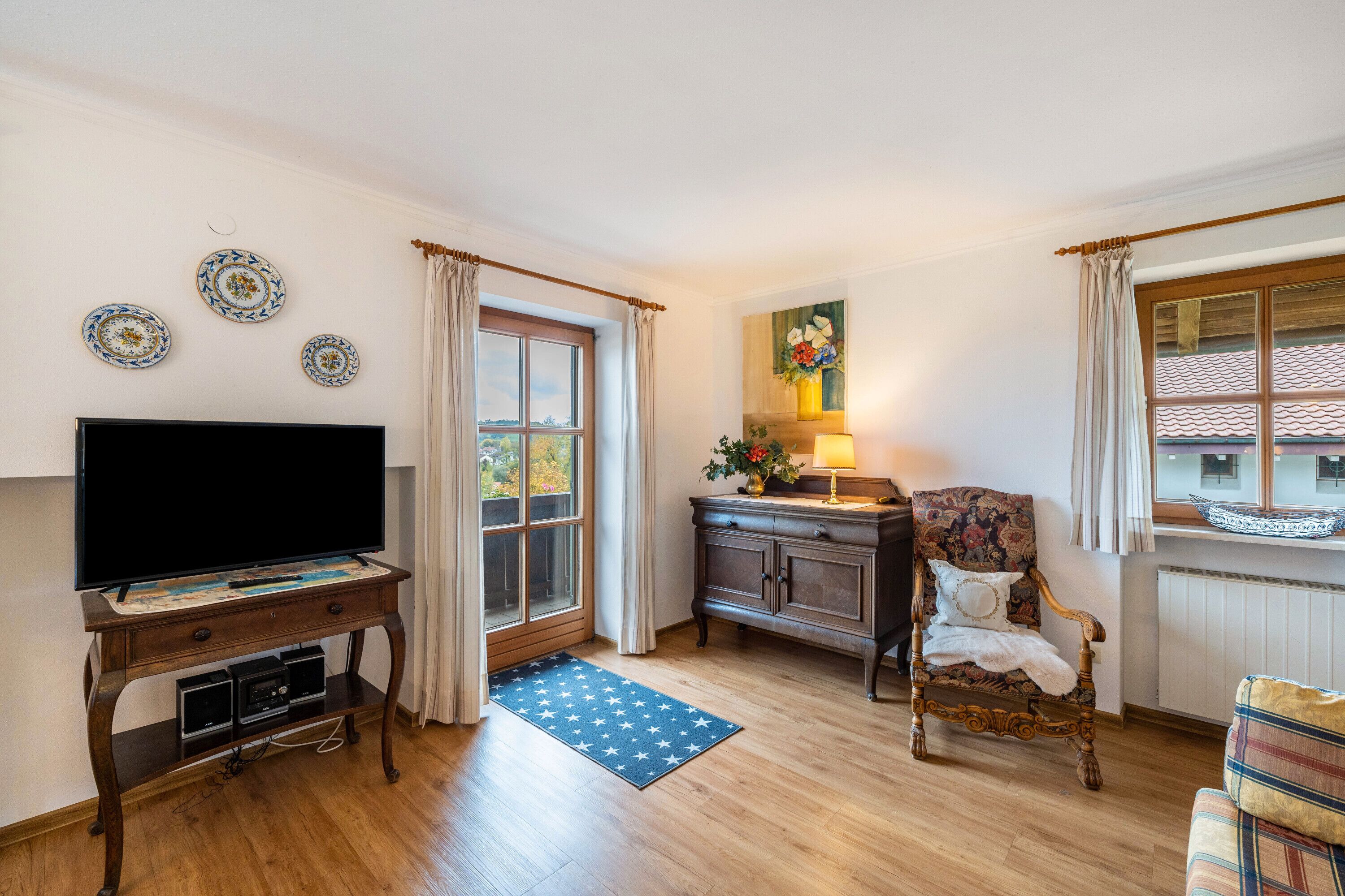 Télévision, chaîne hi-fi