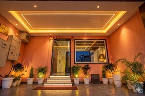 Property entrance - Hotel V Inn Studio (Jaipur)