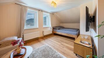 2 bedrooms, free WiFi, bed sheets