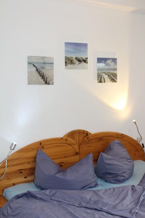 2 slaapkamers, een strijkplank/strijkijzer, gratis wifi, beddengoed