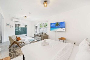 Fer et planche à repasser, Wi-Fi, draps fournis