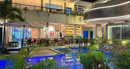 Cambana La Rivière Hotel