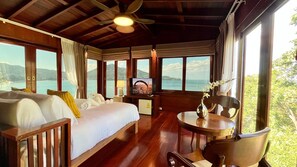 6 bedrooms, iron/ironing board, Internet, bed sheets - Luxury Seaview 6 Bedrooms with Infinity Pool Villa, private Gym, Superfast WIFI (Kamala)