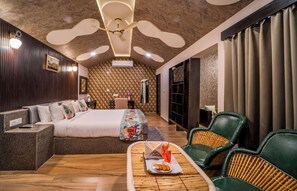 Luksushuone | Työpöytä, kannettavalle tietokoneelle sopiva työtila, ilmainen Wi-Fi