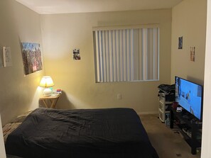 1 bedroom, WiFi, bed sheets