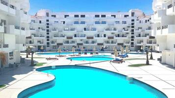 Studio, 1 chambre, accessible aux personnes à mobilité réduite, fumeurs | Piscine | Piscine extérieure