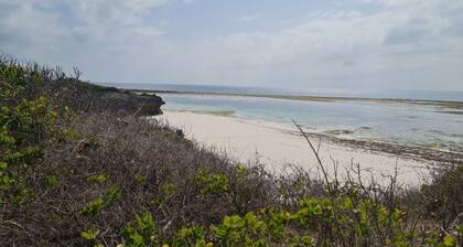 Cosy 2 Bedroom Cottage, Bofa Road; Kilifi