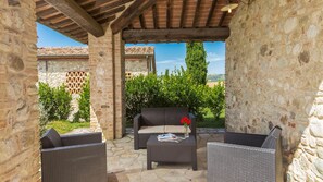 Villa | 4 bedrooms - Casale Fienile 8 Emma Villas (Lajatico)