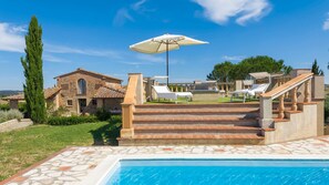 Villa | 4 bedrooms - Casale Fienile 8 Emma Villas (Lajatico)