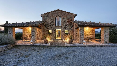 Casale Fienile 8 Emma Villas