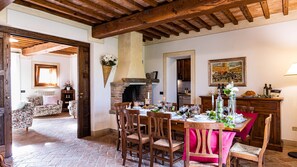 Villa | 4 bedrooms - Casale Fienile 8 Emma Villas (Lajatico)