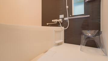 Kondominium Comfort, balkon | Kamar mandi | Kombinasi shower/bathtub, pancuran hujan, dan perlengkapan mandi gratis