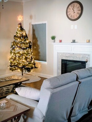 Smart TV, fireplace, printers