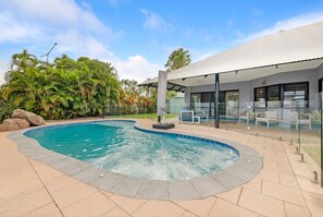 House - Cityside Hideaway Pool - Workstation - Markets (Parap)