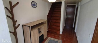 Pretty town house located next to the medieval town of Penela and its castle. 