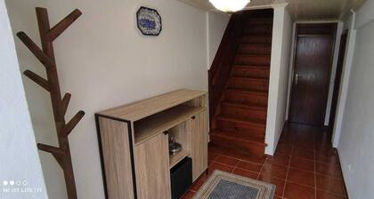 Pretty town house located next to the medieval town of Penela and its castle.