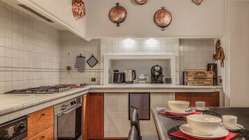 Apartment | Private kitchen | Electric kettle