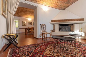 Televisión de pantalla plana