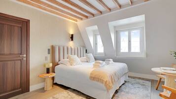 Desk, iron/ironing board, free WiFi, bed sheets