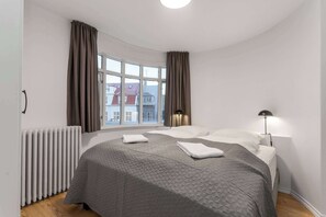 3 soverom, strykejern/-brett, wi-fi og sengetøy