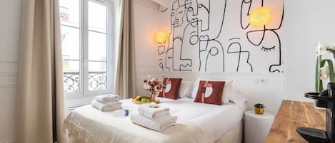 1 bedroom, iron/ironing board, internet, bed sheets