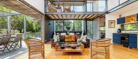 Villa, 3 Bedrooms, Smoking, Balcony | Living room