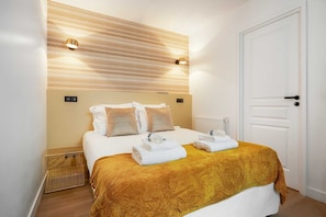 2 habitaciones, escritorio, cuna de viaje y wifi gratis