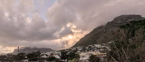 อพาร์ทเมนท์, 2 ห้องนอน, สูบบุหรี่ได้, ระเบียง | บริเวณภายนอก