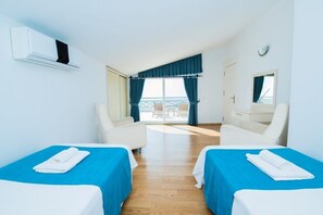 7 عدّة غرف نوم ومكواة/لوح كي وواي فاي وملاءات أسرّة