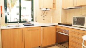 Private kitchen - Sacada Apartment - Great Balcony (Guia)