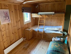 5 bedrooms, WiFi