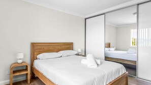 4 camere, Wi-Fi gratuito, lenzuola