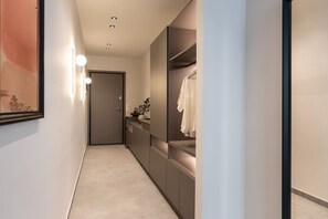 Suite | 9 bedrooms - Celestial Athens Suites at Praxitelous (Athens)