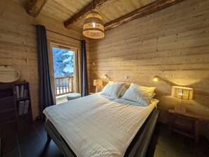 4 bedrooms, free WiFi