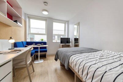Tantum student premium studio