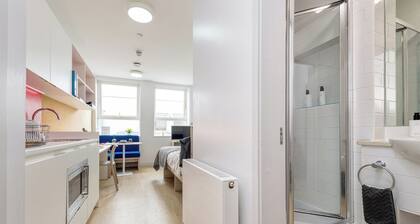 Tantum student premium studio