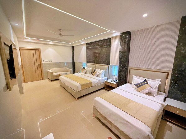 家庭客房 | 客房內保險箱、熨斗/熨衣板、免費無線上網、床單