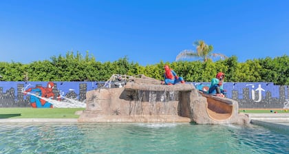 All inclusive - Spider-Man Retreat: Waterslide, 100K Gameroom, Pickleball, Bocceball & More!