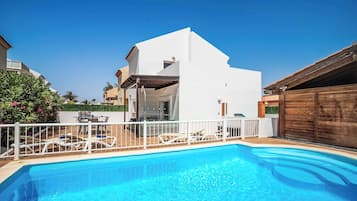 Villa (3 Bedrooms) | Exterior