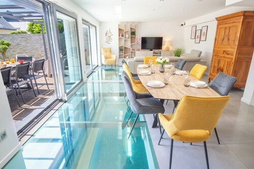 Luxe Villa piscine intérieure 5 min de la mer par Groom*