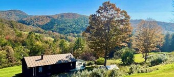 Private Oasis Under 10 Mins from Woodstock