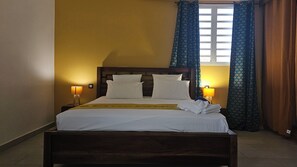 3 soverom, strykejern/-brett, wi-fi og sengetøy