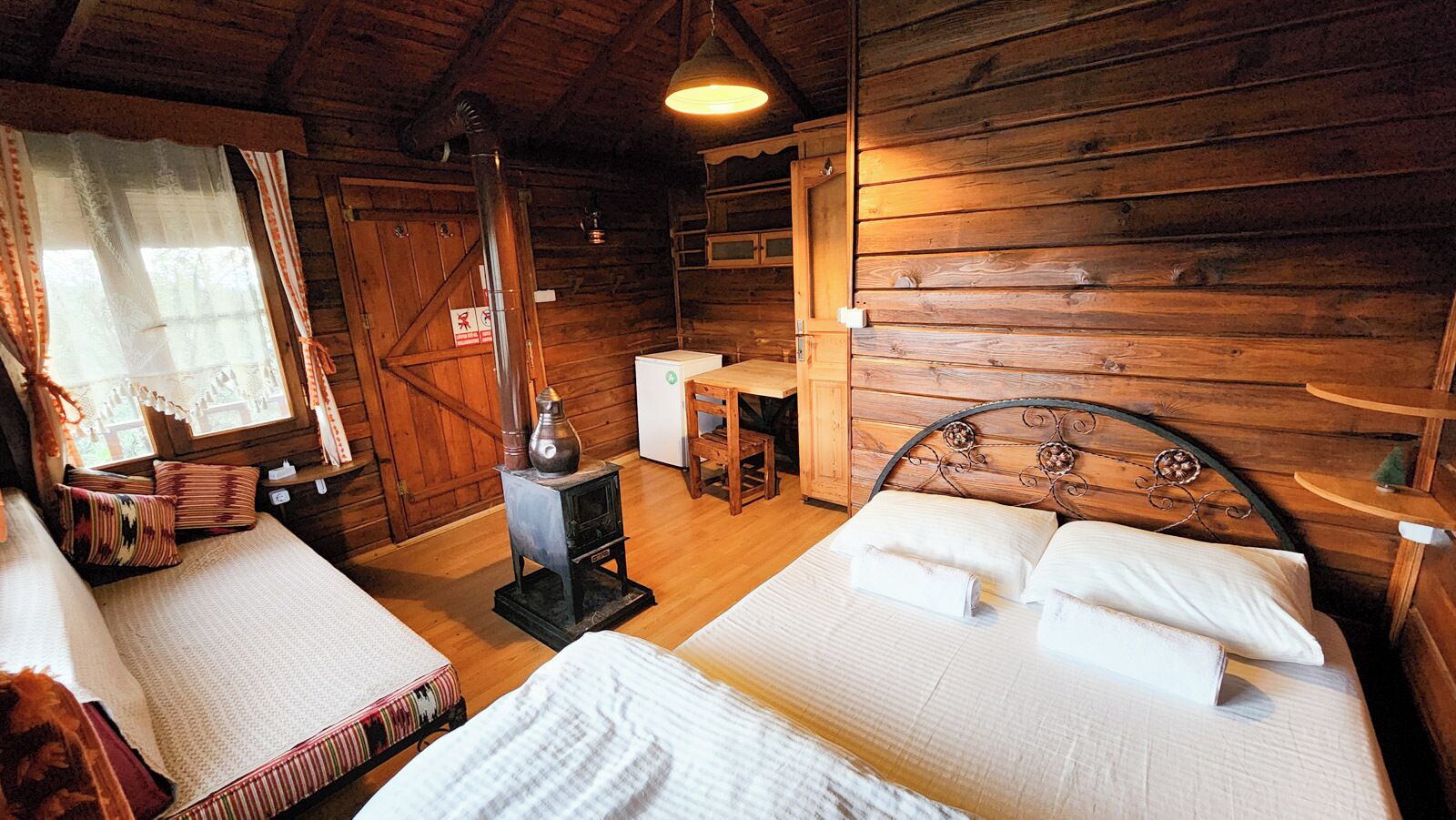 Luxe beddengoed, gratis wifi, beddengoed