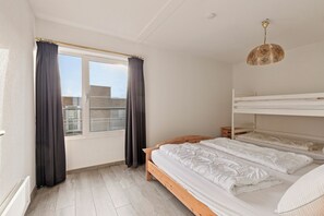 2 bedrooms, internet