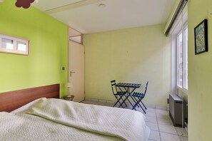 2 chambres, accès à Internet