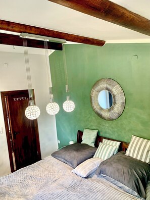 1 habitación, wifi gratis y ropa de cama